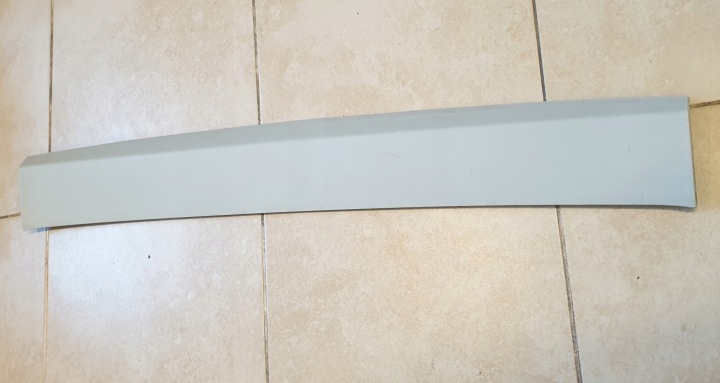 lajsna krovnej oblogi siva zaštita VW POLO 6R 6R0867617A OE
