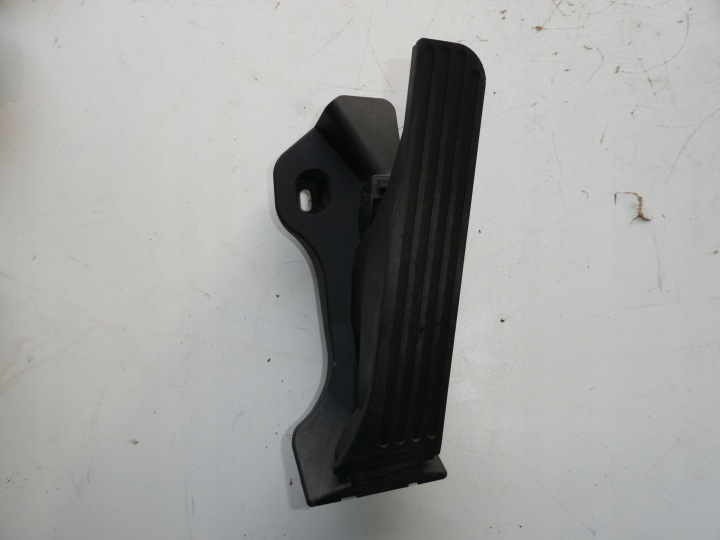 VW POTECIOMETR PEDALE PEDALIERA ACCELERATORE 1K1723503R EUROPA