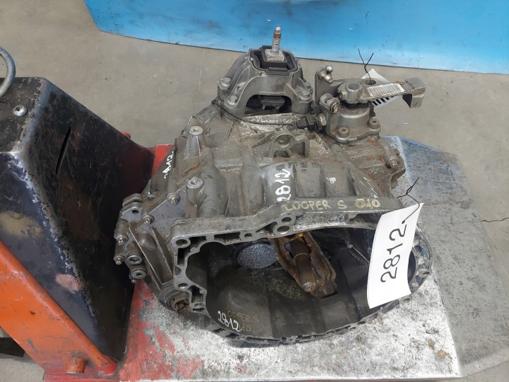 Getriebe MINI R56,R60 1.6 16V 2300.7594639-04 Benzin