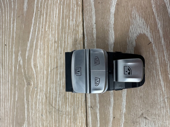 tlačítko okna ROLETY BMW SERIA 7 G11 G12 9382504