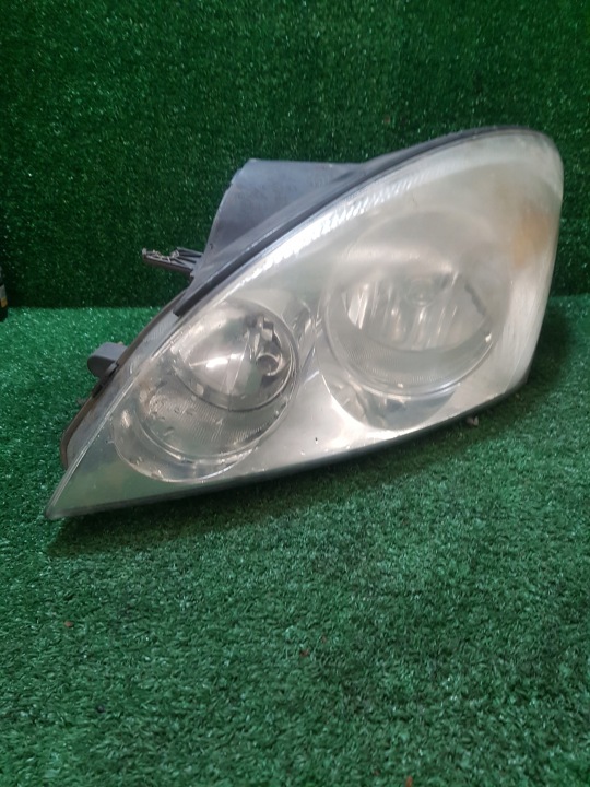 light left front KIA CEED 92101-1H00