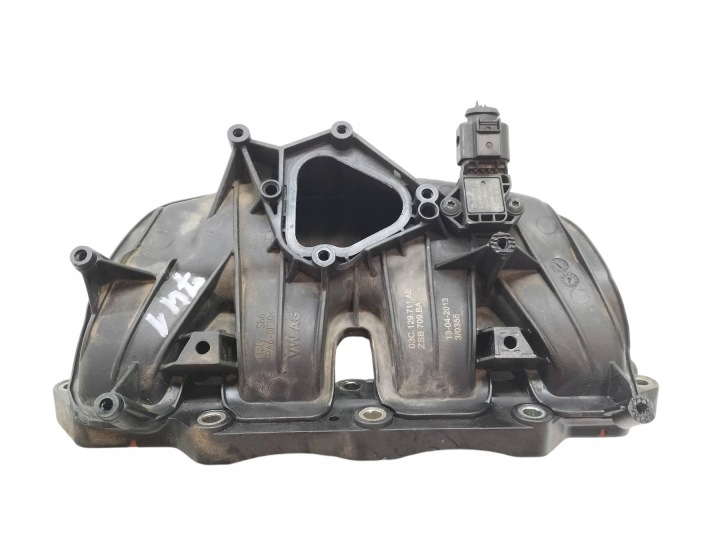 intake manifold 03C129711AE 1.4 TSI VW Volkswagen Passat VII (2010-2014) B7