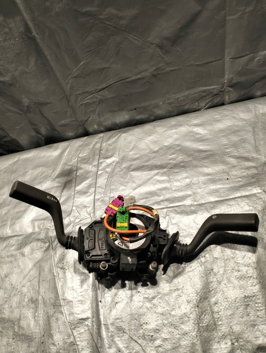 steering wheel levers and controls of a wiper KIERUNKOWSKAZY Volvo S40 V40 OE 30621231