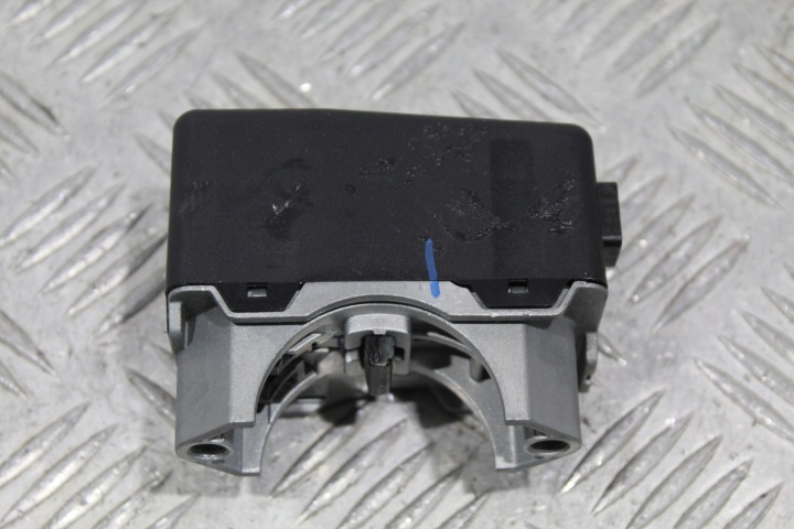 blocking of the steering wheel RENAULT MEGANE IV 4 487009397R