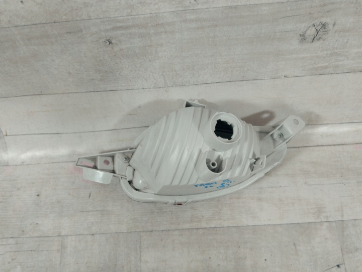 TOYOTA YARIS III LIFT LAMPA LAMPA RECOVERY 5