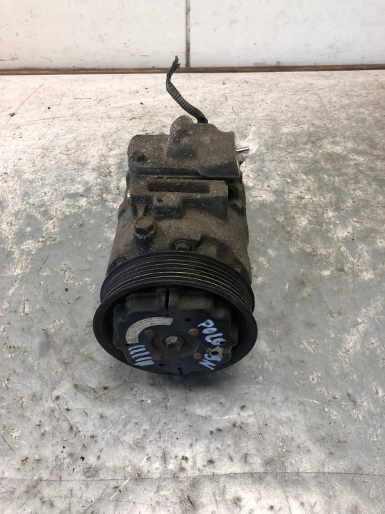 compressor compressor; of the air conditioning VW POLO IV 9N 6Q0820803D