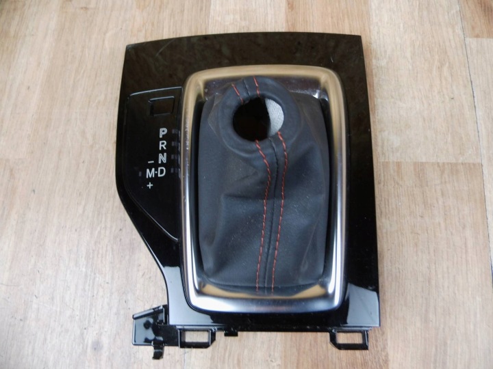 Mazda 3 III BM Châssis Guêtre du levier de vitesse Mécanisme levier vitesse Engrenage BLD8-64341