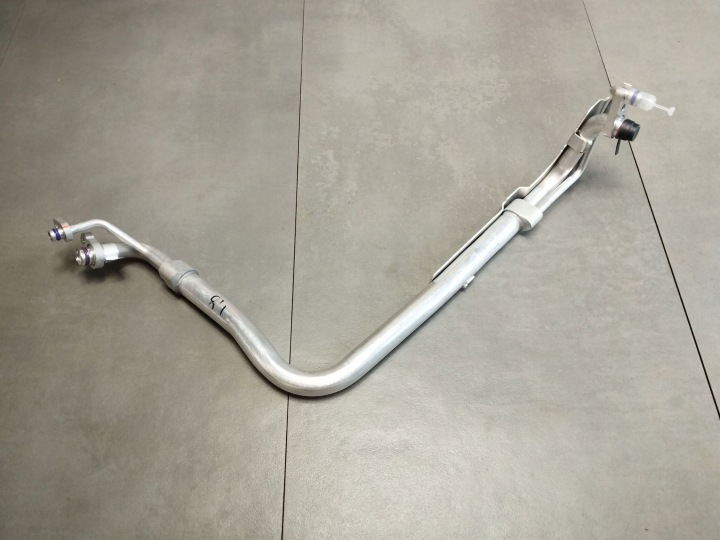 Volkswagen Touran III 2025 Conduit pieces tuyaux Climatisateur air conditionné 5QB816738F