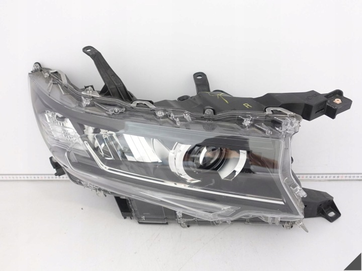 TOYOTA LAND CRUISER J150 150 J15 LIFT 18-22 Licht FULL LED rechts vorne EU