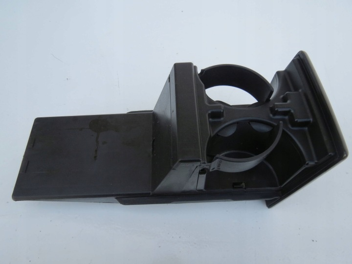bracket for TUNELU SRODKOWEGO/passenger compartment VOLVO XC90 V8 4.4 8674938