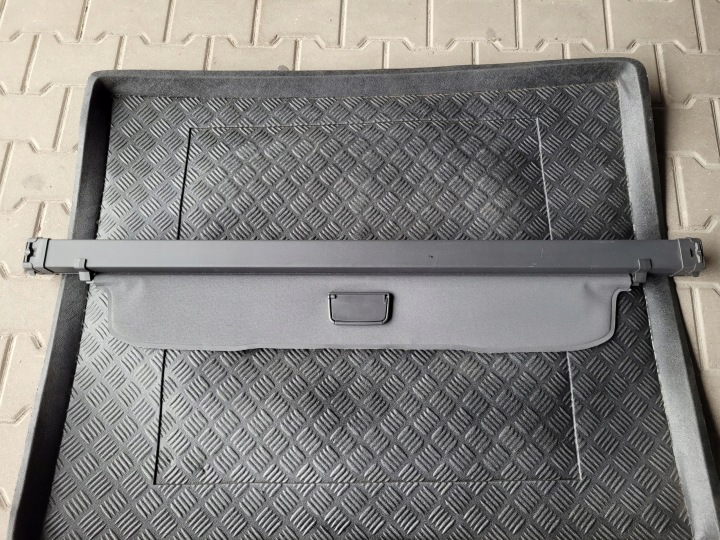 roleta kufra VOLVO V60 a LIFT