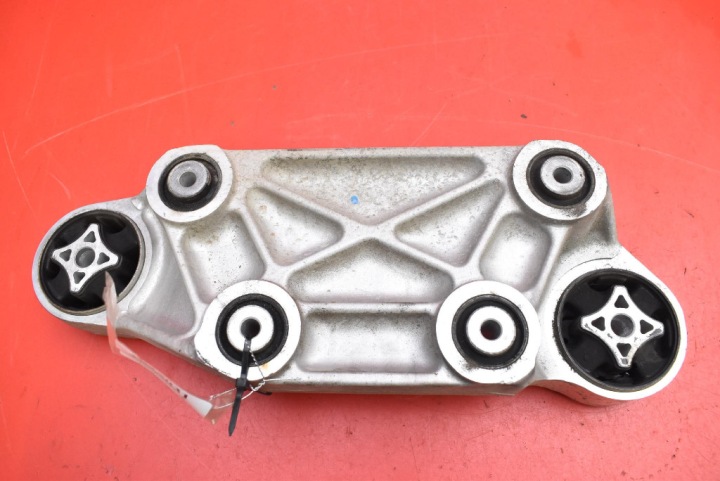 Support Supports fixation montage moteur Avant TESLA MODEL S PERFORMANCE 772 KM 12-20