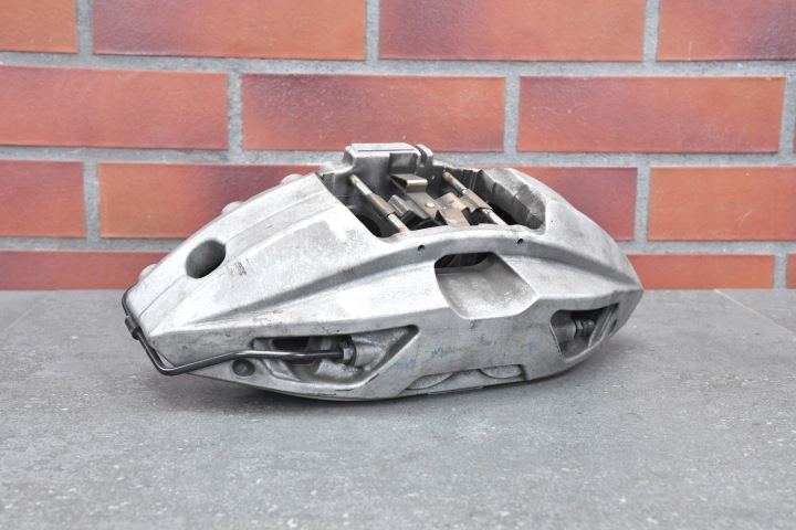 PINZA FRENO di pressione freno Destra Anteriore BMW 7 G70 396x36 7213km