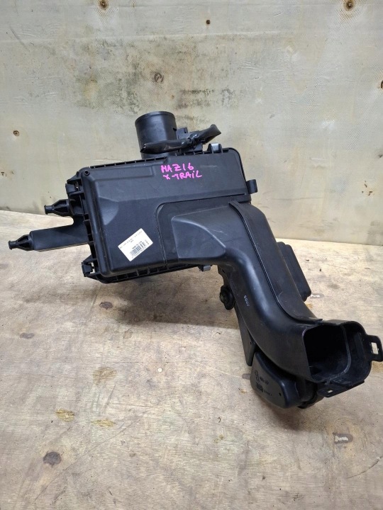 cover of a filter, air Nissan X-Trail T32 2014 4BB00