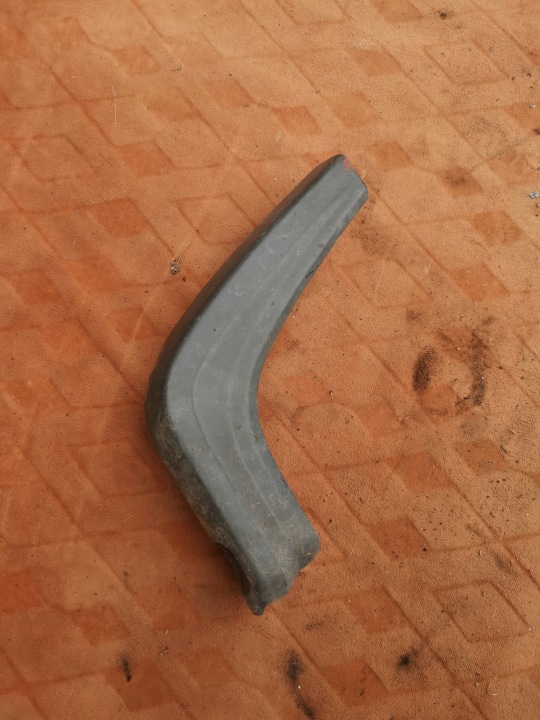 mercedes w124 Moulage Inférieur Arrière Aile Gauche 1248840131