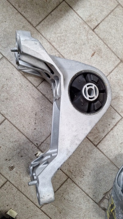 holder airbag bearing of the engine RENAULT MEGANE V E-TECH