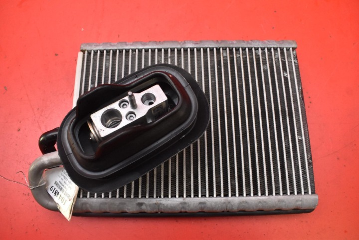 radiator of the heating of the air conditioning HH017001 AUDI E-TRON 55 408 KM 18-21