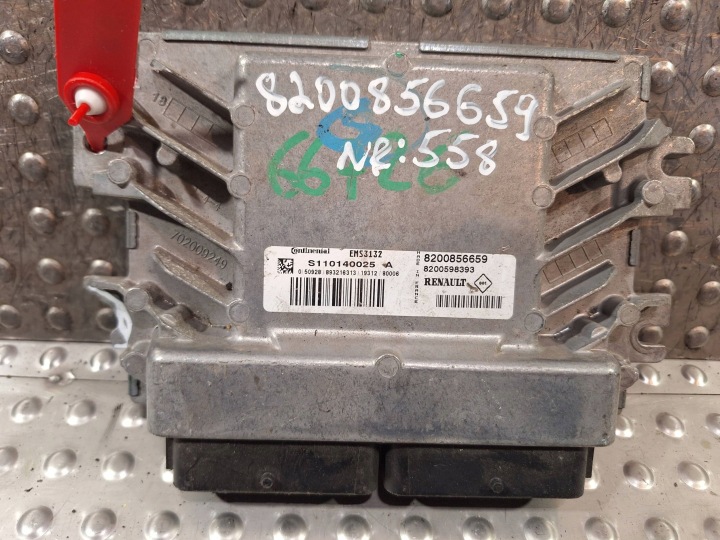 Bedienteil DES MOTORS Computer 8200856659 S110140025A Dacia Sandero und 1.4