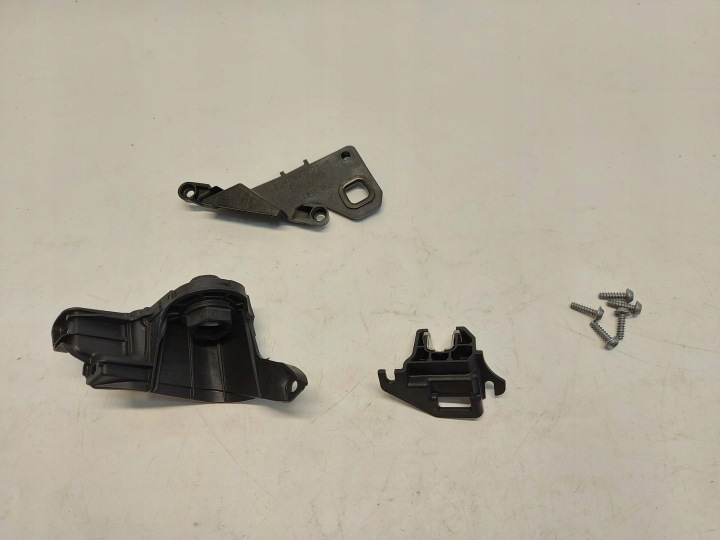 Audi A7 mandatory vehicle equipment lights front left 22444702R