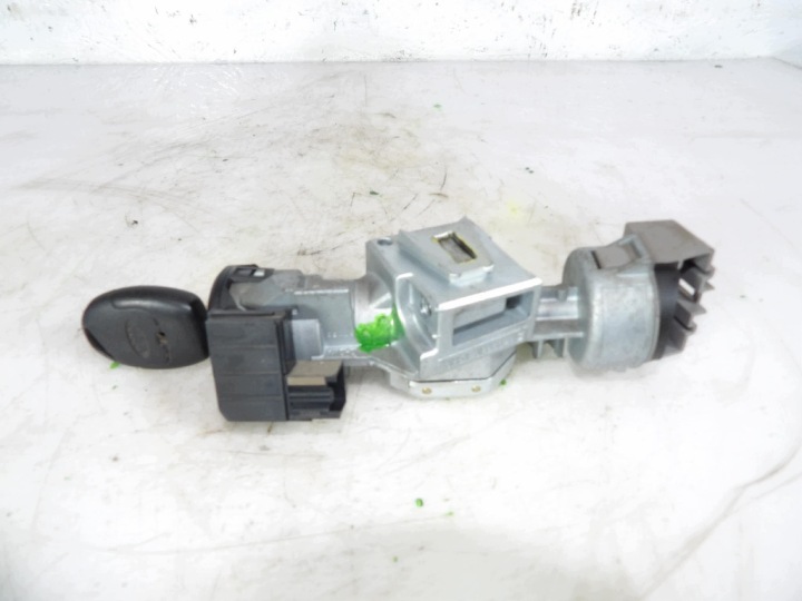 FORD FOCUS MK2 1.6TDCI Allumage 3M51-3F880-AC