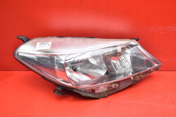 REFLEKTOR rechts Licht vorne UK TOYOTA YARIS 3 III 10-14