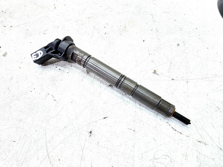 Einspritzdüse Einspritzdüse Pumpe-Düse-Einheit des Kraftstoffsbehälters AUDI A4 B9 A5 A6 C7 Q7 4M 3.0 TDI 059130277ED