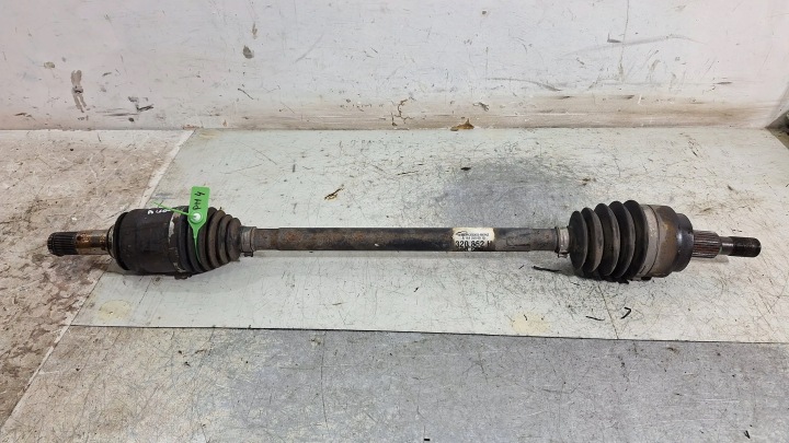 POLUOSOVINA DESNI STRAŽNJI DIO A1643500010 MERCEDES ML W164 GL X164 LIFT 350 3.0 CDI