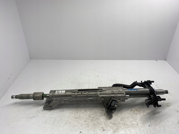 BMW X3 G01 steering wheel rod 6896187
