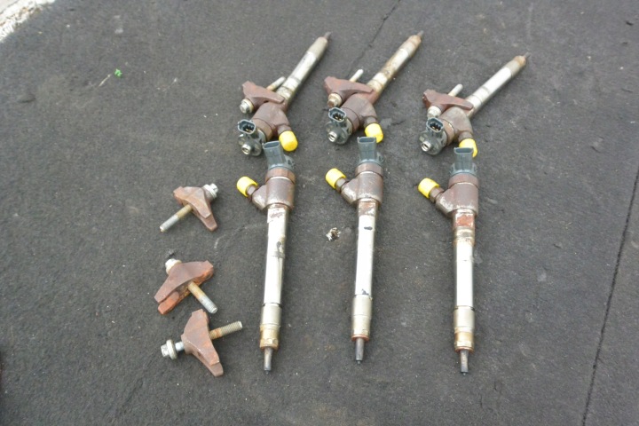 Injecteur Injecteur Carburant QP GB LEV GRAND CHEROKEE 3.0D V6 0445110523