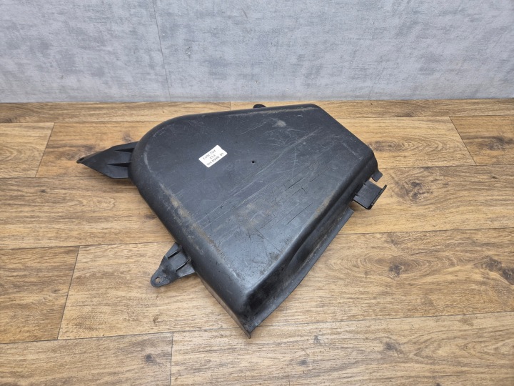 BMW M5 M6 F06 F10 F12 F13 fedél alváz ZBIORNIKA bal far hátso 2284583