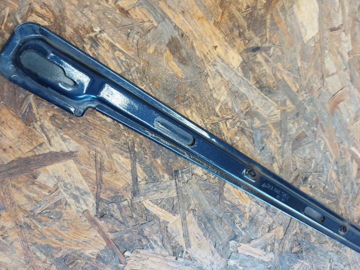 Máscara lateral izquierda Volkswagen Caddy 2K3843795A 5