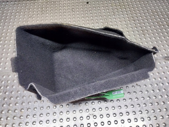 passenger compartment boot right 9J1867428 PORSCHE TAYCAN 9J1