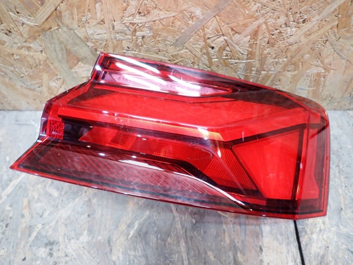 Licht rechts hinten rechts heck AUDI A5 8W8 SPORTBACK LIFT 19-24R 8W6945092AA