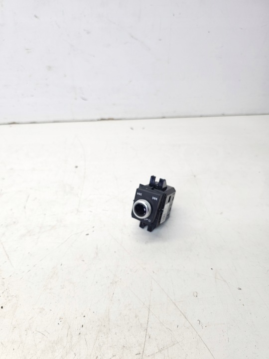 REGULATOR GLOSNOSCI RADIA AUDI Q5 FY 80B919616
