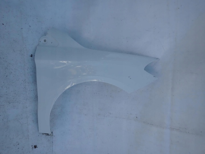 MERCEDES B-KLASA II W246 11-18 fender front right