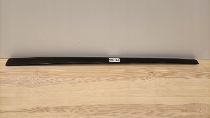MERCEDES E-KLASA W211 moulding door right front A2116901062 6G/100