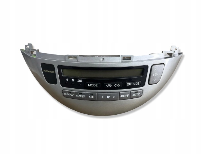 control panel of the air conditioning Toyota Previa 2 XR30 facelift 2005