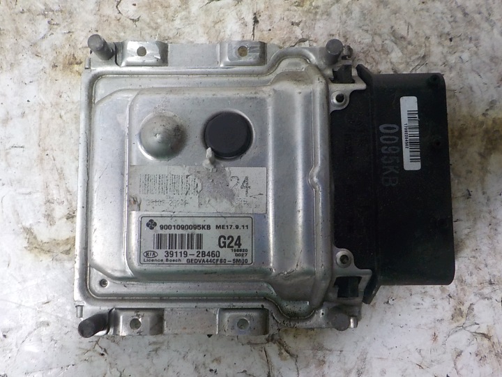 KIA CEED und Computer Bedienteil 9001090095KB 39119-2B460 G24