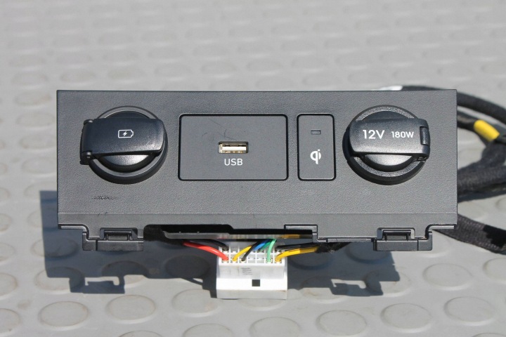 PANEL NIAZDO PORT USB HYUNDAI KONA ȘI LIFT 20-23 8