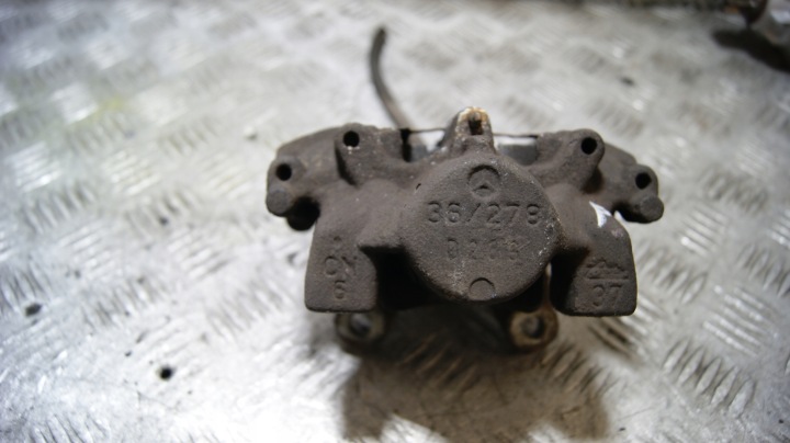 Bremssattel Bremse Sattel Brems- rechts heck hinten MERCEDES-BENZ C-KLASA W203