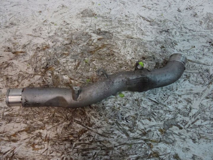 TOYOTA VERSO 2.0D4D pipe wiring tube