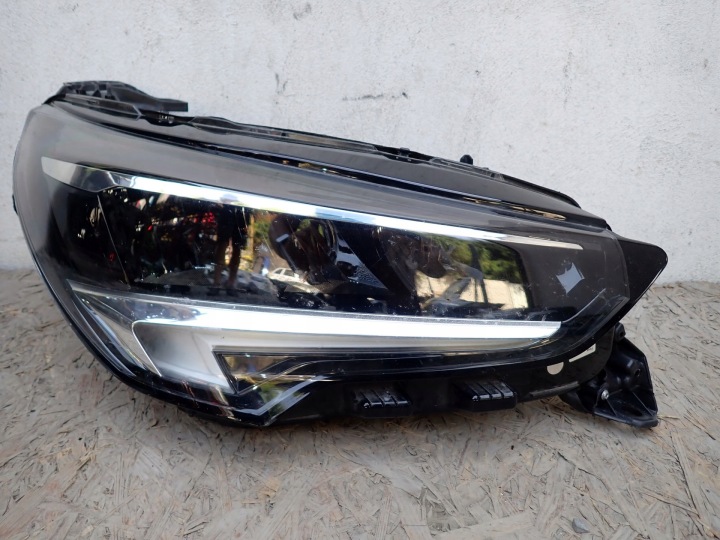 Licht rechts REFLEKTOR rechts FULL LED OPEL CORSA F 68 2019-2023R 9829522580