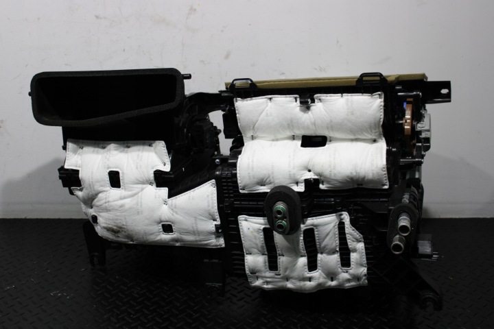 Bloc de chauffage complet de l’air HYUNDAI SANTA FE SANTAFE 4 IV 18-20