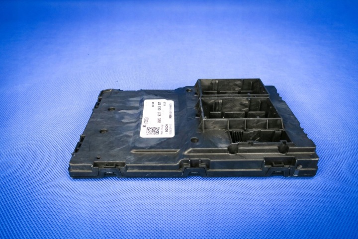 Vezerlő egység Bordnetz Audi A4 A5 8W Q7 4M 8W0907063BF
