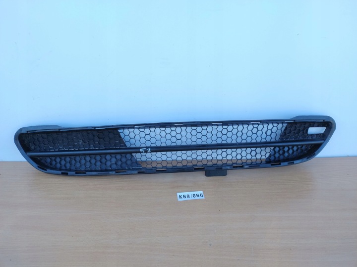 PEUGEOT 106 Lüftungsgitter der Stoßstange vorne mitte 964752980 K68/060