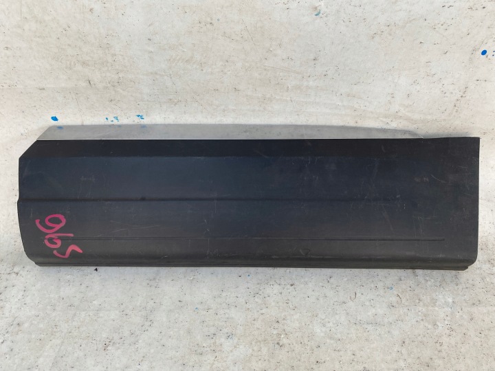 VW TIGUAN and 5N LIFT 11- moulding door left rear part 5N0854949E