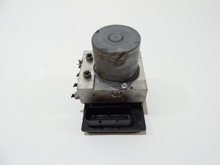fékrásegítö ABS E84 N47D20C XD MANUAL 6798991 (24241735)