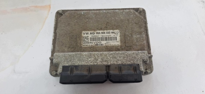 computer control unit VW GOLF VI 06A906033MK