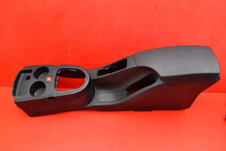 TUNEL stredný Lakťová opierka EU 5P0864251B SEAT TOLEDO 3 III 04-10