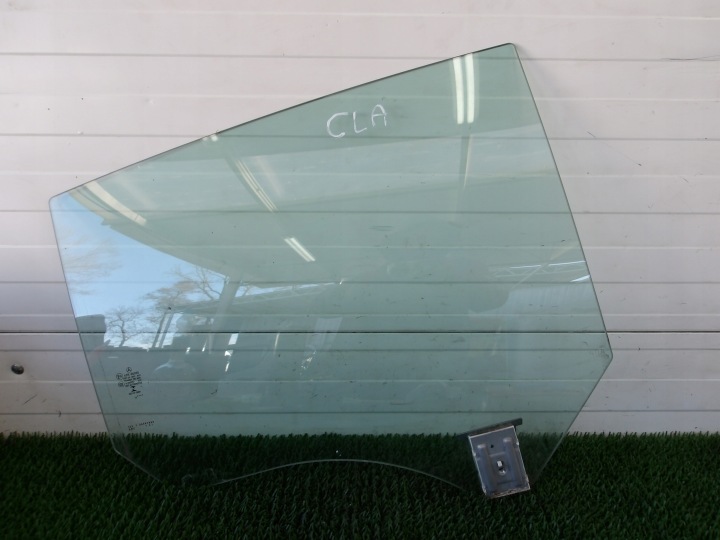 CLA W117 SHOOTING BRAKE Vitre Portière Arrière Droit OE